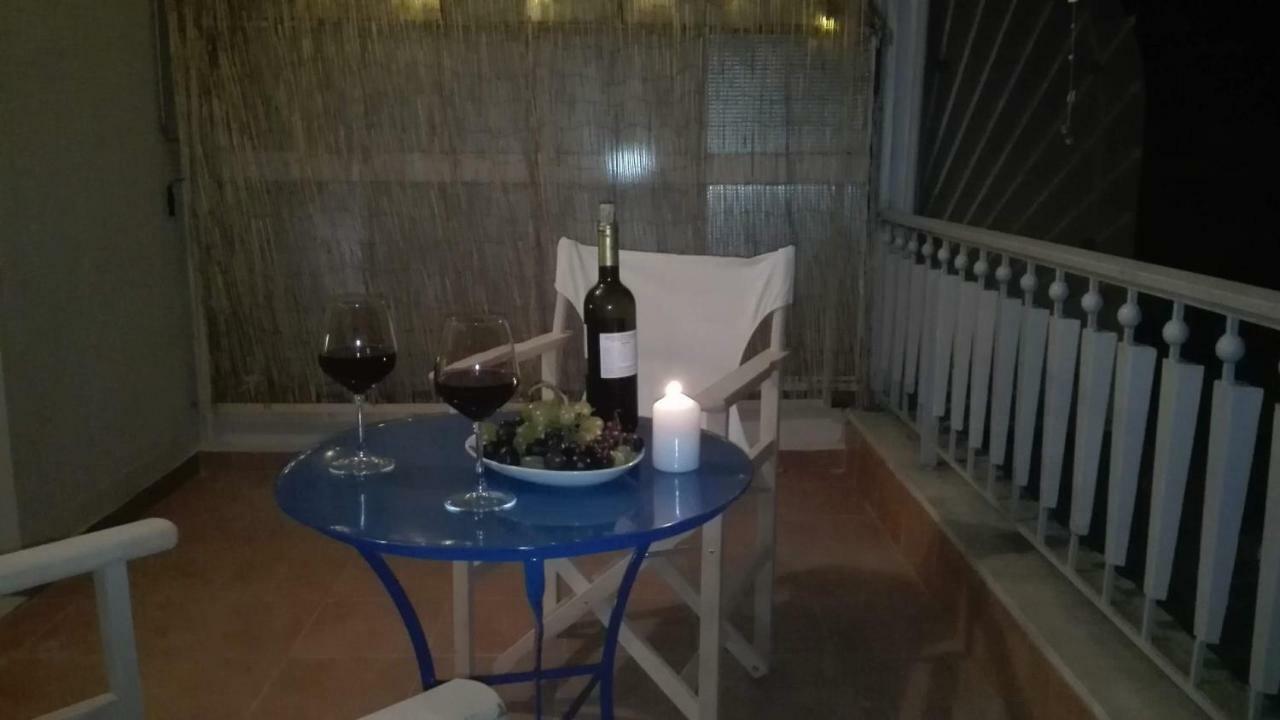 Just 9 Min From Acropolis Apartment เอเธนส์ ภายนอก รูปภาพ